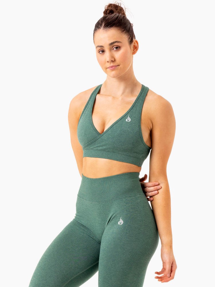 Ryderwear Essential Seamless Cross Over Sports Bra Zielone | TPJQAB032