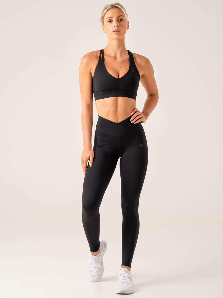 Ryderwear Momentum V-Neck Sports Bra Czarne | SDGQMY301