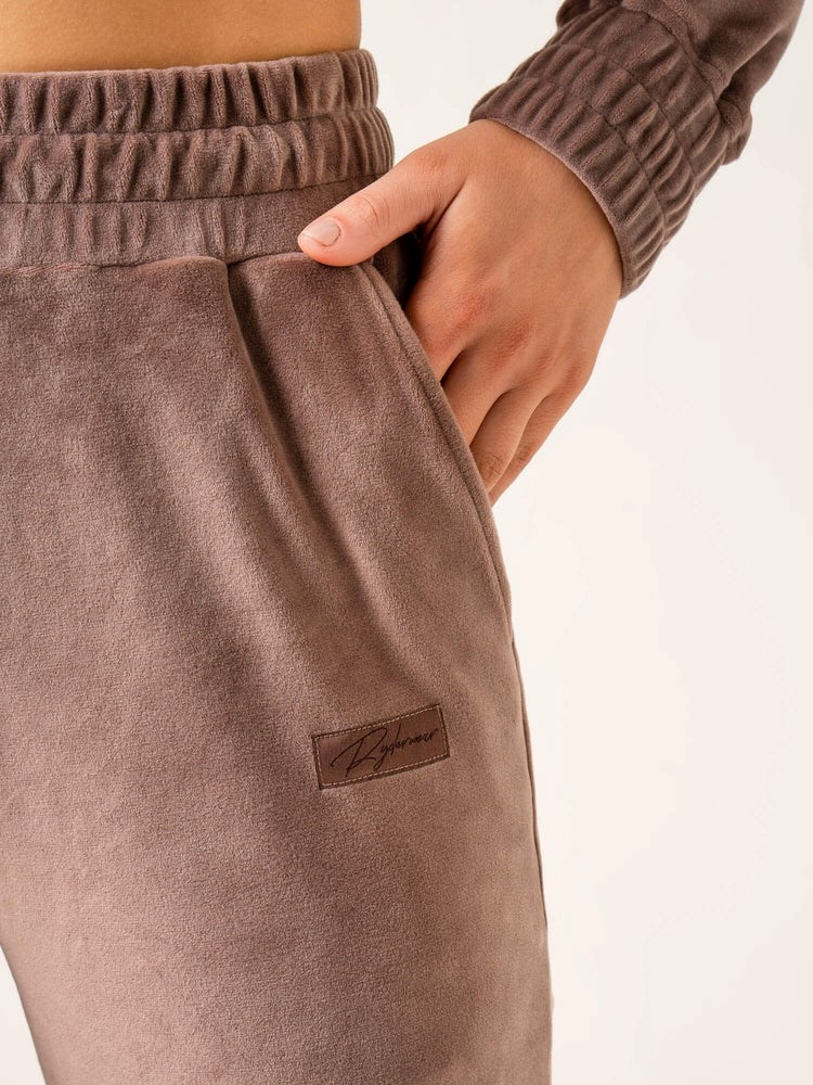 Ryderwear Velour Track Pant Taupe | KLAEJV486